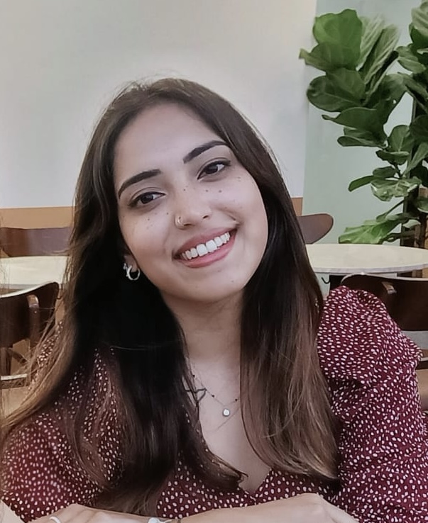 Ashley, Quản lý dự án